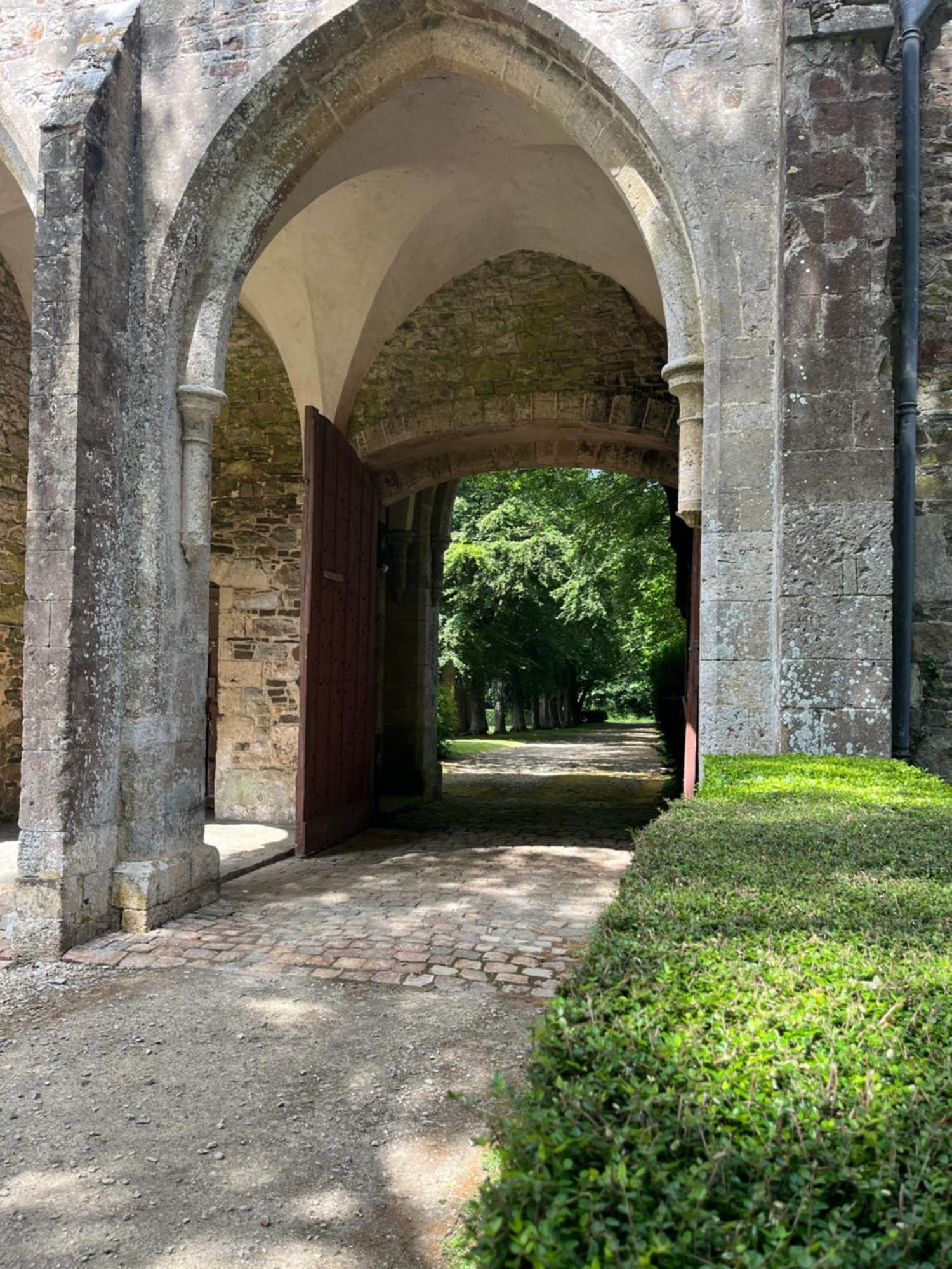 Bed and Breakfast Abbaye De Blanchelande Neufmesnil Екстер'єр фото