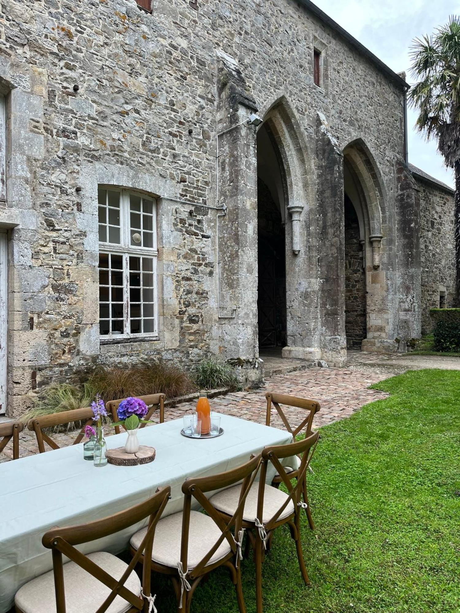 Bed and Breakfast Abbaye De Blanchelande Neufmesnil Екстер'єр фото